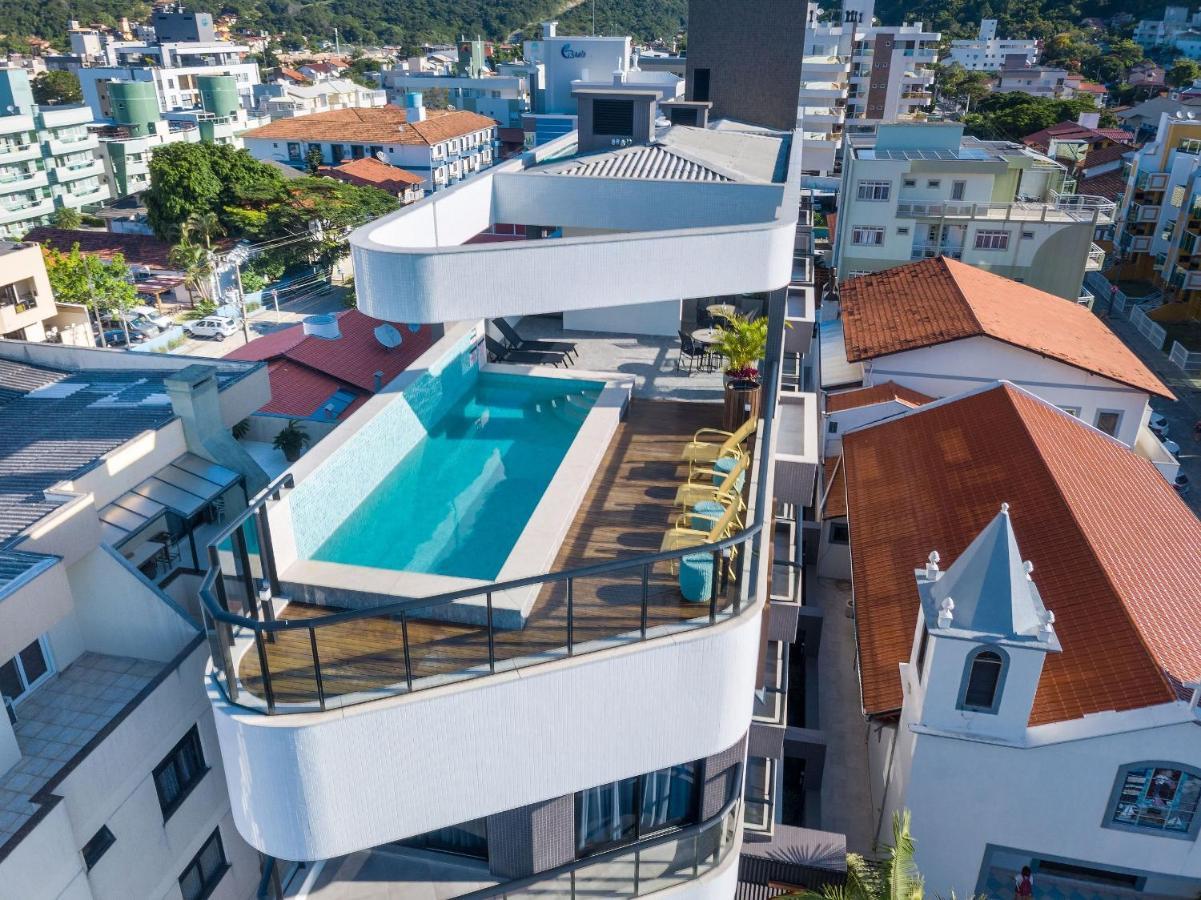 Aion Suites 204 - Compacto E Luxuoso Loft - Rooftop Com Piscina E Academia - A Poucos Passos Da Praia Bombinhas Exterior foto